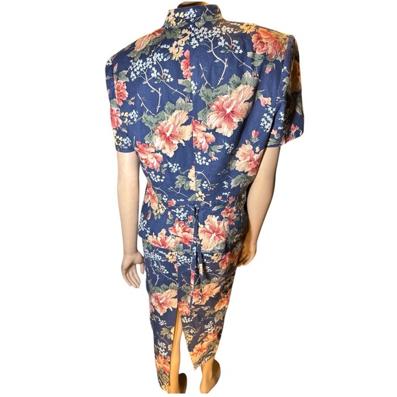 Vintage 80’s Donna Morgan women’s , timeless floral 2 piece skirt suit size 12 - Picture 8 of 16
